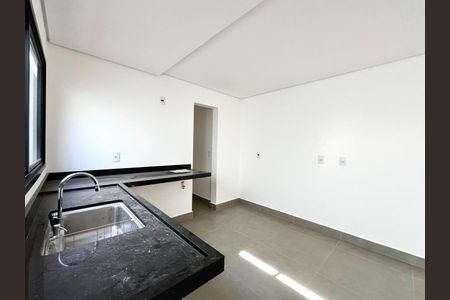 Cozinha de casa de condomínio à venda com 3 quartos, 168m² em Chácara Primavera, Campinas