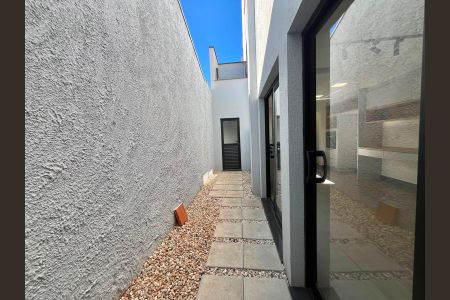 Quintal de casa de condomínio à venda com 3 quartos, 168m² em Chácara Primavera, Campinas