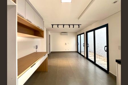 Sala de casa de condomínio para alugar com 3 quartos, 168m² em Chácara Primavera, Campinas