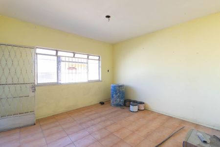 Casa para alugar com 228m², 2 quartos e 1 vaga Casa para alugar com 228m², 2 quartos e 1 vagaSala
