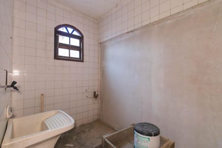 Casa para alugar com 228m², 2 quartos e 1 vaga Casa para alugar com 228m², 2 quartos e 1 vagaÁrea de Serviço