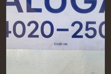 Casa para alugar com 228m², 2 quartos e 1 vaga Casa para alugar com 228m², 2 quartos e 1 vagaFachada