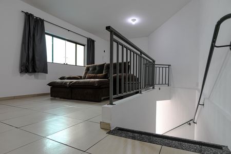 Sala de casa para alugar com 3 quartos, 110m² em Vila Nova Cintra, Mogi das Cruzes