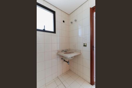 Banheiro da suíte 3 de apartamento para alugar com 4 quartos, 252m² em Santana, São Paulo