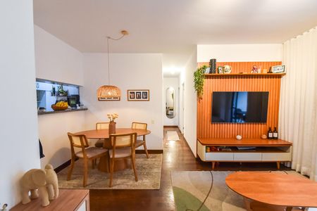 Apartamento à venda com 85m², 3 quartos e 2 vagasSala