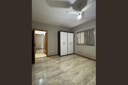 Quarto de casa para alugar com 2 quartos, 80m² em Vila Baruel, São Paulo