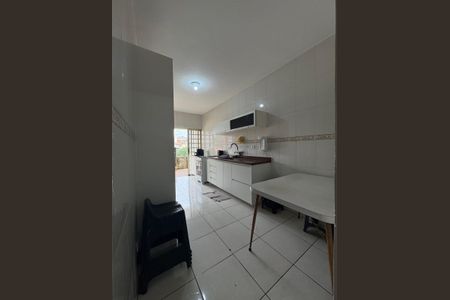 Cozinha de casa para alugar com 2 quartos, 80m² em Vila Baruel, São Paulo