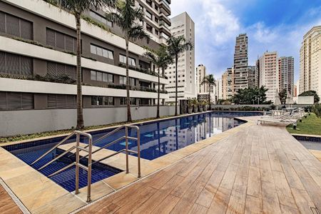 Apartamento à venda com 83m², 2 quartos e 2 vagas Apartamento à venda com 83m², 2 quartos e 2 vagasPiscina