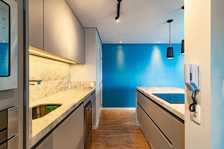 Apartamento à venda com 83m², 2 quartos e 2 vagas Apartamento à venda com 83m², 2 quartos e 2 vagasCozinha