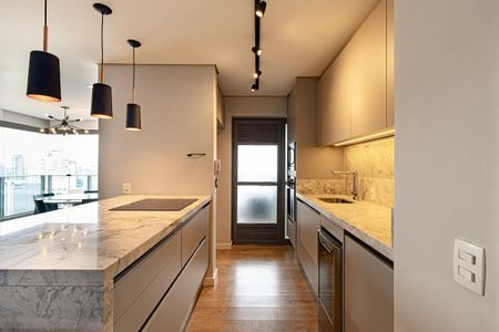 Apartamento à venda com 83m², 2 quartos e 2 vagas Apartamento à venda com 83m², 2 quartos e 2 vagasCozinha
