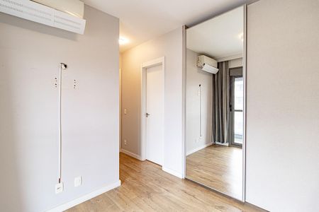 Apartamento à venda com 83m², 2 quartos e 2 vagas Apartamento à venda com 83m², 2 quartos e 2 vagasSuíte 1