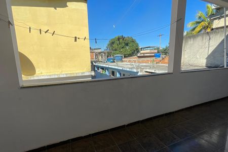 Varanda de casa para alugar com 2 quartos, 75m² em São Bento, Duque de Caxias