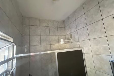Banheiro de casa para alugar com 2 quartos, 75m² em São Bento, Duque de Caxias