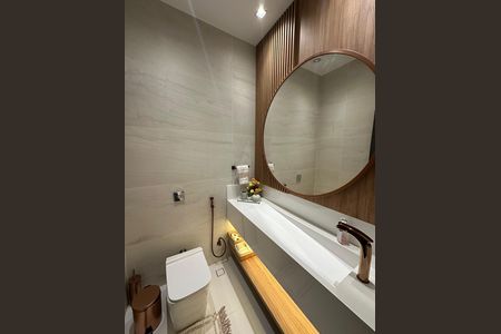 Casa para alugar com 600m², 4 quartos e 6 vagas Casa para alugar com 600m², 4 quartos e 6 vagasBanheiro