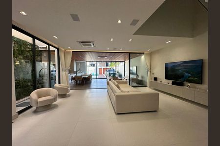 Casa para alugar com 4 quartos, 600m² em Recreio dos Bandeirantes, Rio de Janeiro