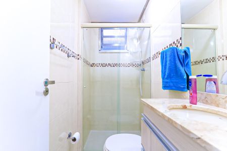 Apartamento para alugar com 50m², 2 quartos e 1 vaga Apartamento para alugar com 50m², 2 quartos e 1 vagaBanheiro