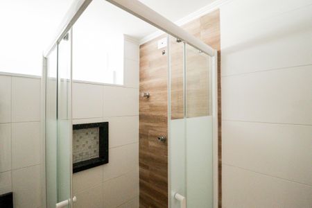 Banheiro de apartamento para alugar com 2 quartos, 51m² em Santana, São Paulo