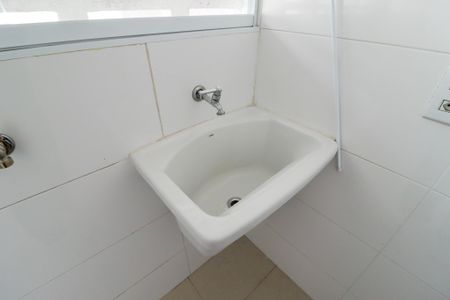 Apartamento para alugar com 51m², 2 quartos e sem vagaCozinha e Área de Serviço