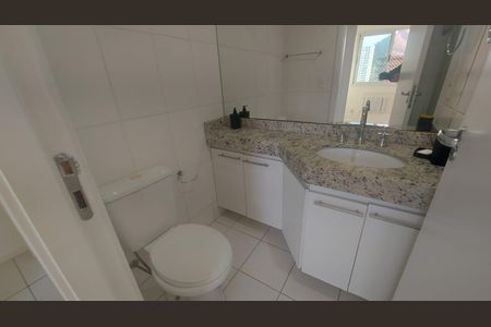 Banheiro de apartamento para alugar com 3 quartos, 80m² em Jacarepaguá, Rio de Janeiro