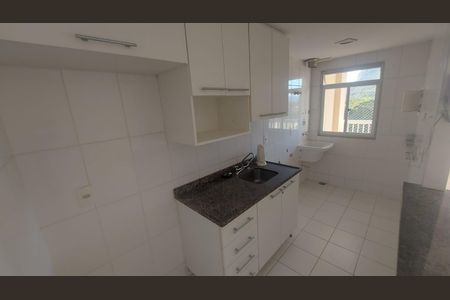 Cozinha de apartamento para alugar com 3 quartos, 80m² em Jacarepaguá, Rio de Janeiro