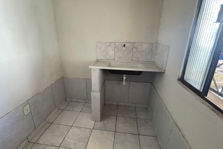 Cozinha de casa para alugar com 1 quarto, 50m² em São Bento, Duque de Caxias