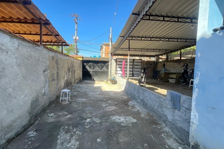 Quintal de casa para alugar com 1 quarto, 50m² em São Bento, Duque de Caxias