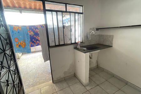 Sala/Cozinha de casa para alugar com 2 quartos, 50m² em São Bento, Duque de Caxias
