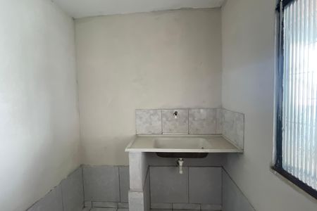Área de serviço de casa para alugar com 2 quartos, 50m² em São Bento, Duque de Caxias