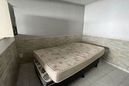 Quarto de casa para alugar com 2 quartos, 50m² em São Bento, Duque de Caxias