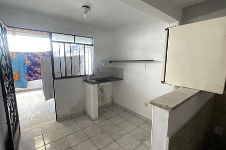 Sala/Cozinha de casa para alugar com 2 quartos, 50m² em São Bento, Duque de Caxias