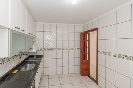 Apartamento à venda com 68m², 2 quartos e 1 vaga Apartamento à venda com 68m², 2 quartos e 1 vagaCozinha e Área de Serviço