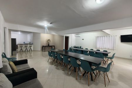 Apartamento para alugar com 95m², 2 quartos e 1 vaga Apartamento para alugar com 95m², 2 quartos e 1 vagaÁrea comum - Salão de festas