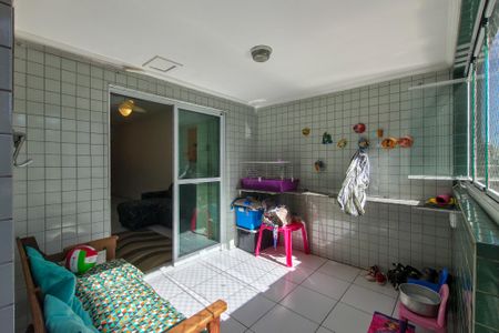 Apartamento para alugar com 95m², 2 quartos e 1 vaga Apartamento para alugar com 95m², 2 quartos e 1 vagaSacada