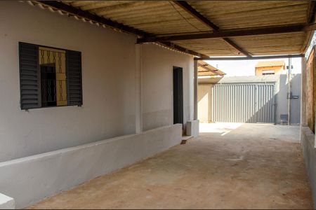 Varanda de casa à venda com 3 quartos, 66m² em Jardim Olimpico, Goiânia