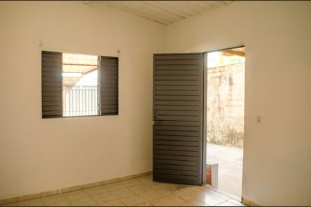 Sala de casa para alugar com 3 quartos, 66m² em Jardim Olimpico, Goiânia