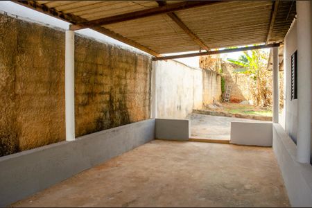 Casa para alugar com 66m², 3 quartos e 5 vagasVaranda