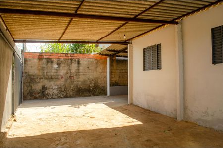 Casa para alugar com 66m², 3 quartos e 5 vagasGaragem