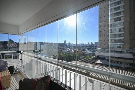Apartamento à venda com 97m², 2 quartos e 1 vagaVaranda