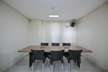 Apartamento à venda com 97m², 2 quartos e 1 vagaSala de Reunião