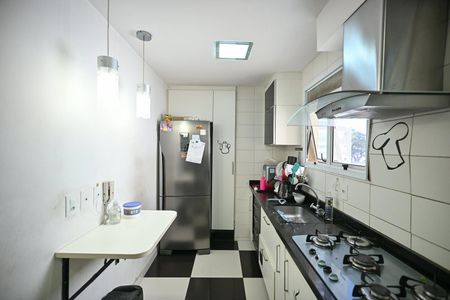 Apartamento à venda com 97m², 2 quartos e 1 vagaCozinha