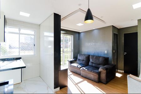 Cozinha de apartamento para alugar com 1 quarto, 39m² em Jardim Guilhermino, Guarulhos