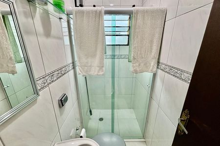 Casa à venda com 100m², 2 quartos e 2 vagas Casa à venda com 100m², 2 quartos e 2 vagasBanheiro suíte 1