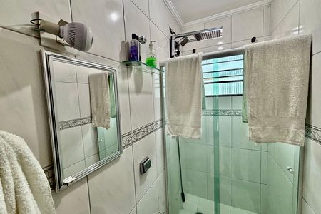 Casa à venda com 100m², 2 quartos e 2 vagas Casa à venda com 100m², 2 quartos e 2 vagasBanheiro suíte 1