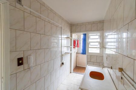 Cozinha de apartamento para alugar com 1 quarto, 55m² em Medianeira, Porto Alegre