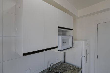 Cozinha de apartamento para alugar com 1 quarto, 29m² em Vila Oliveira, Mogi das Cruzes
