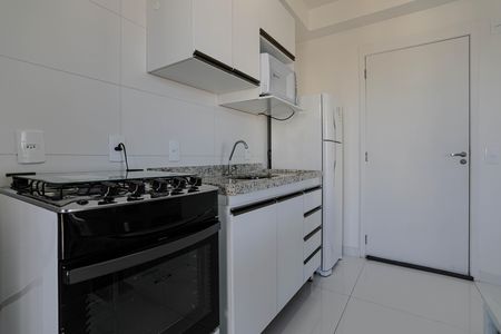 Cozinha de apartamento para alugar com 1 quarto, 29m² em Vila Oliveira, Mogi das Cruzes