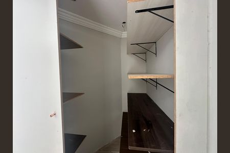 Closet de apartamento à venda com 3 quartos, 101m² em Centro, Barueri