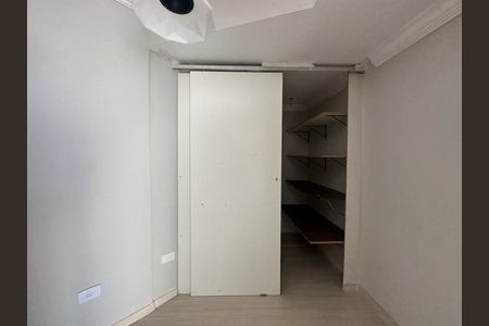 Apartamento para alugar com 101m², 3 quartos e 2 vagasCloset
