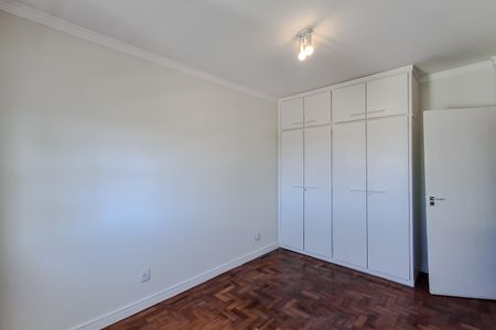 Apartamento à venda com 42m², 1 quarto e 1 vaga Apartamento à venda com 42m², 1 quarto e 1 vagaQuarto