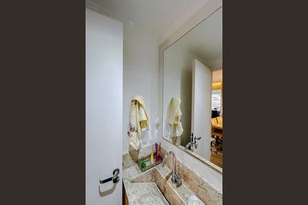 Lavabo de apartamento à venda com 2 quartos, 90m² em Vila Carrão, São Paulo